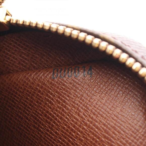 LOUIS VUITTON Brown Monogram Leather Shoulder Bag - Picture 5 of 6
